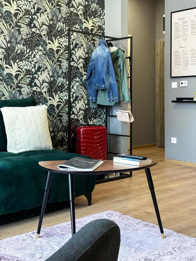 Linden Apartman 107 Glamour (Adults Only) Mosonmagyaróvár Kültér fotó