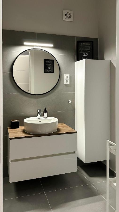 Linden Apartman 107 Glamour (Adults Only) Mosonmagyaróvár Kültér fotó
